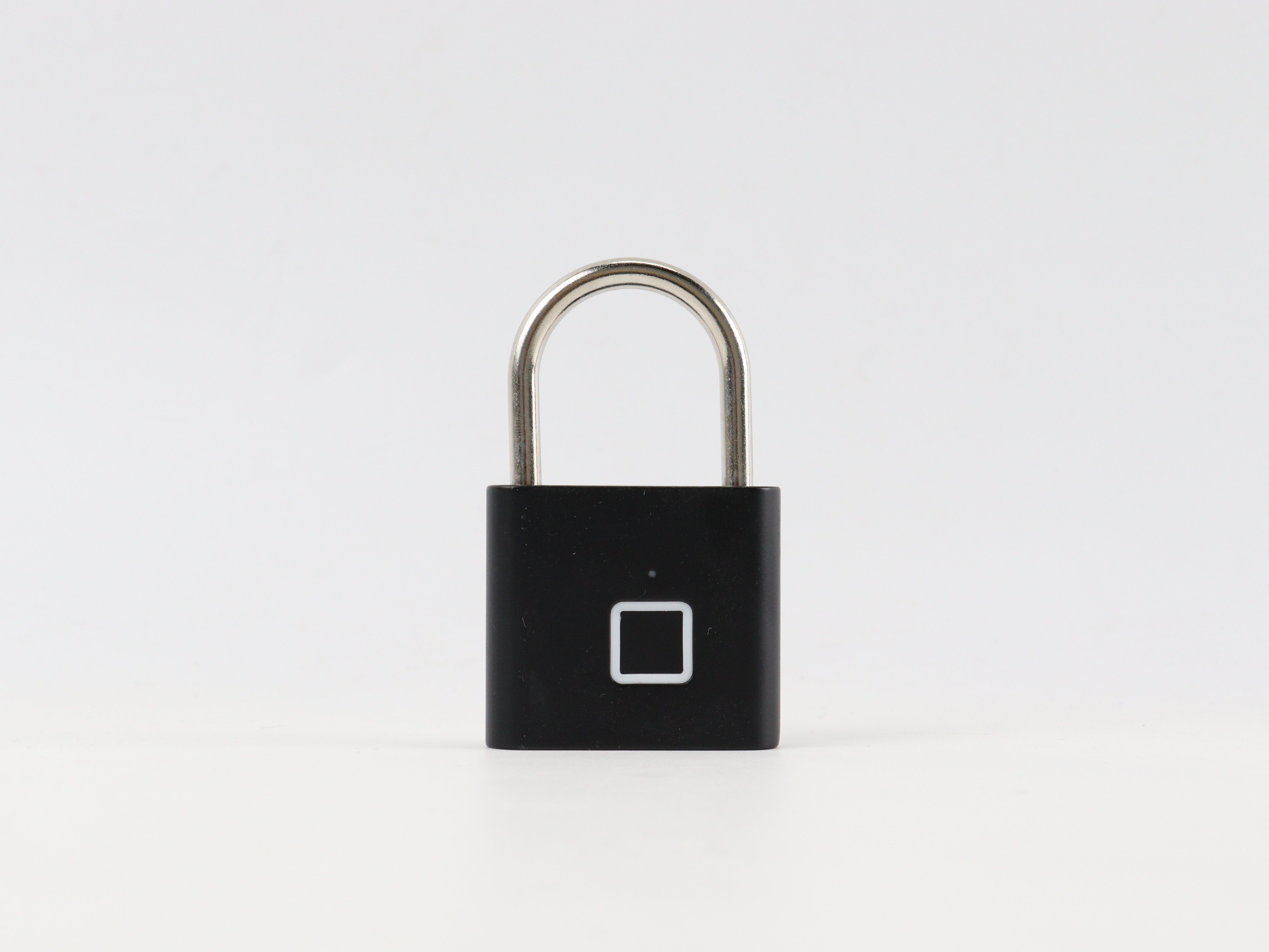 Umiksmart - Smart Fingerprint Padlock – Waterproof, Durable & Keyless